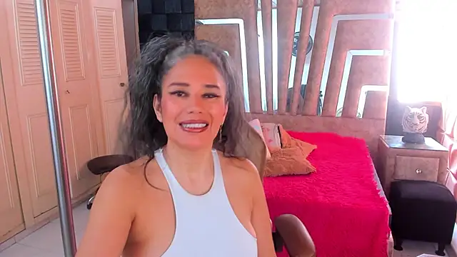 Snapshot of cute_sassy chatting on December 3, 2025, 3:10 pm cute sassy online show from December 3, 2025, 3:10 pm