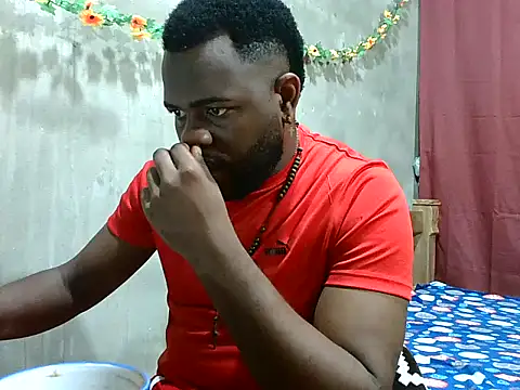 2ocmaxi online show from September 17, 2025, 10:00 pm