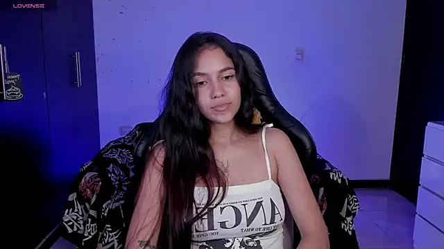 Sallye  online show from November 10, 2025, 6:23 am