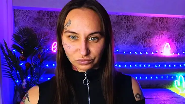 Cool Freak  online show from December 17, 2024, 10:01 am