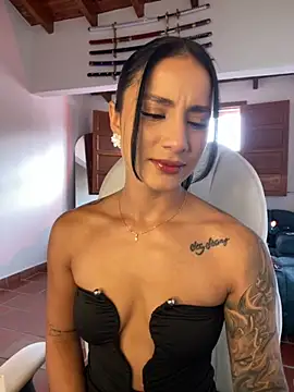 Snapshot of Ale_Lewis chatting on September 12, 2025, 9:04 pm Ale Lewis online show from September 12, 2025, 9:04 pm