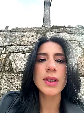 Snapshot of Ale_Lewis chatting on November 1, 2025, 12:29 pm Ale Lewis online show from November 1, 2025, 12:29 pm