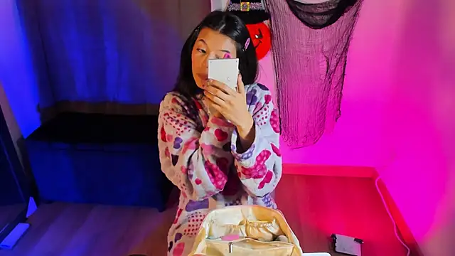 NanaRott online show from November 1, 2025, 12:12 am