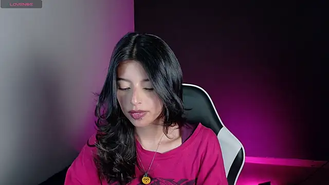 NanaRott online show from July 13, 2026, 9:39 pm
