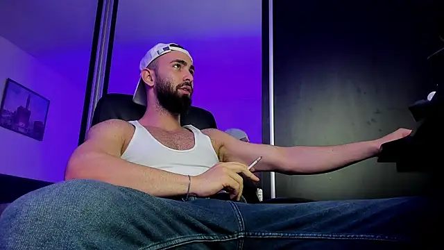 MichaelMasterss online show from February 28, 2025, 10:06 pm