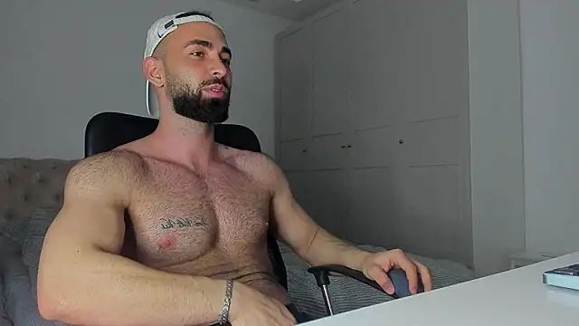 MichaelMasterss online show from February 14, 2026, 8:38 pm