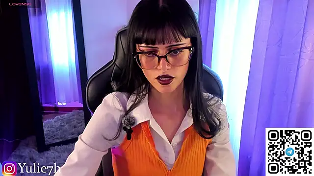 Snapshot of _Jessy_Moon_ chatting on May 9, 2026, 9:31 pm Jessy Moon online show from May 9, 2026, 9:31 pm