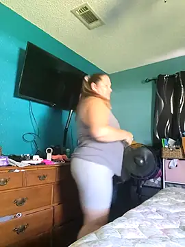 SexyNikki6969 online show from September 15, 2025, 4:18 pm