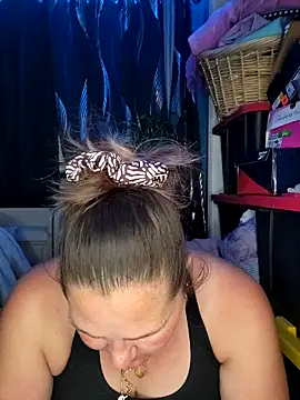 SexyNikki6969 online show from April 21, 2026, 1:53 am