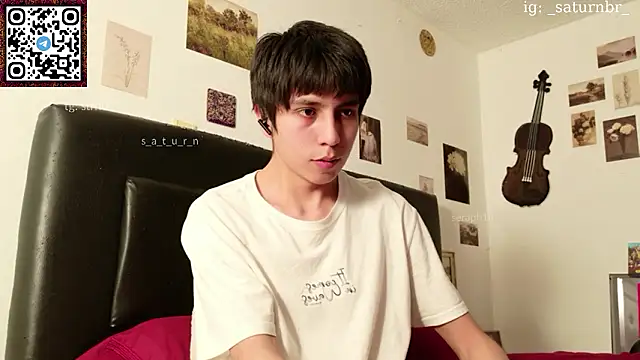 Snapshot of seraph1n chatting on March 15, 2026, 1:33 am seraph1n online show from March 15, 2026, 1:33 am