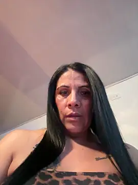 saaalome 1 online show from October 13, 2025, 8:53 pm