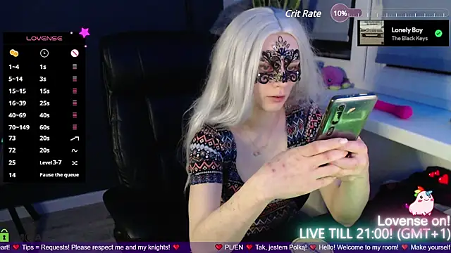 strawberry muffin online show from January 12, 2025, 6:38 pm