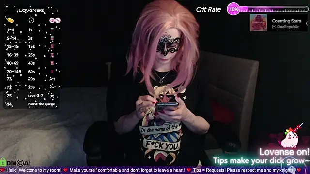 strawberry muffin online show from February 11, 2025, 5:50 pm