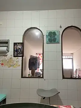 gabiTetas online show from November 26, 2025, 7:37 pm