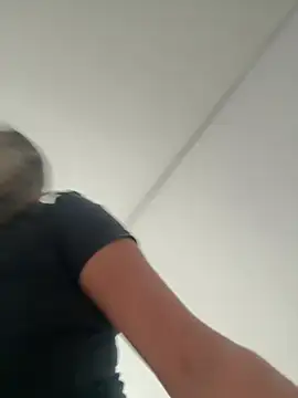 gabiTetas online show from April 17, 2026, 8:01 pm