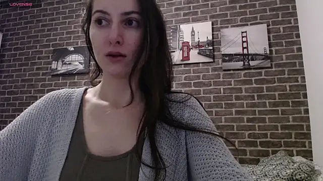  Hot Lady  online show from January 20, 2025, 9:01 pm