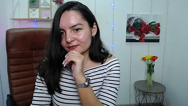 JasmineAsha online show from March 19, 2025, 10:00 am