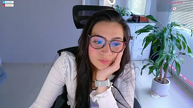 ImLui lu online show from January 23, 2025, 8:45 pm