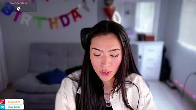 ImLui lu online show from March 5, 2025, 9:04 pm