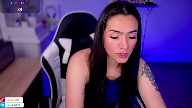 ImLui lu online show from October 27, 2025, 10:47 pm