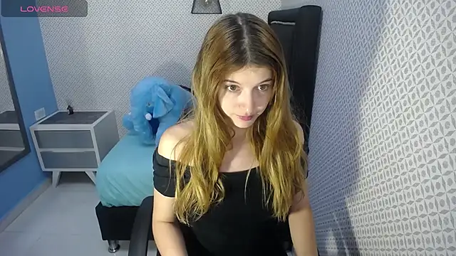 LILAFAVE online show from March 21, 2025, 7:24 pm