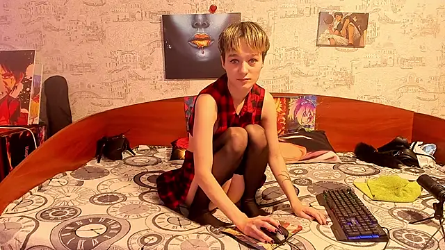 KagamiTayga online show from October 1, 2025, 8:31 am