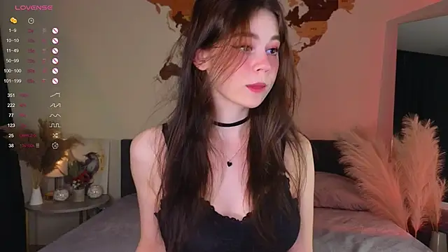 AuroraMari online show from January 27, 2025, 11:22 pm