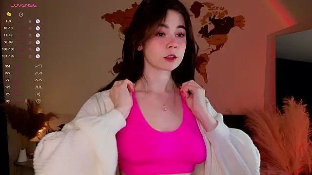 AuroraMari online show from January 30, 2025, 11:24 pm