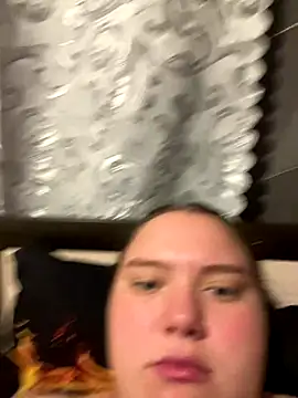 Comprom1se online show from September 17, 2025, 7:48 pm