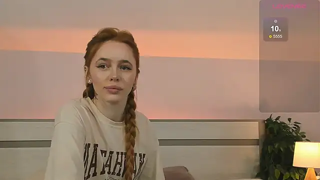 Phoenix Margo online show from October 13, 2025, 3:17 am