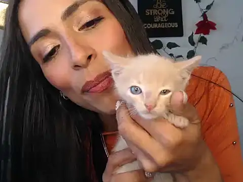 Liamiler01  online show from December 12, 2024, 4:21 pm