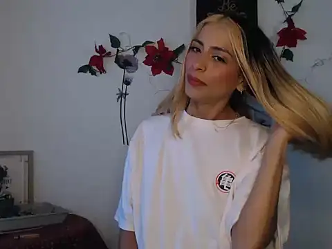 Liamiler01  online show from December 19, 2024, 12:45 pm