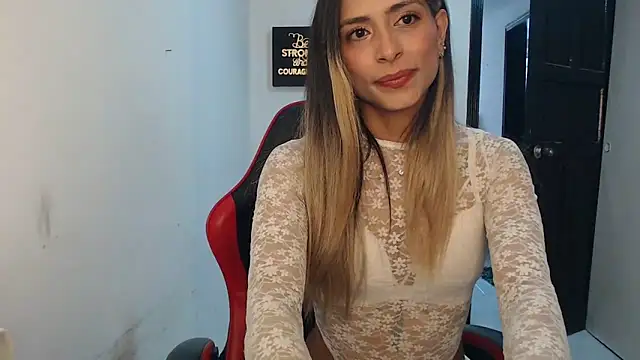 Liamiler01  online show from October 30, 2025, 1:01 pm