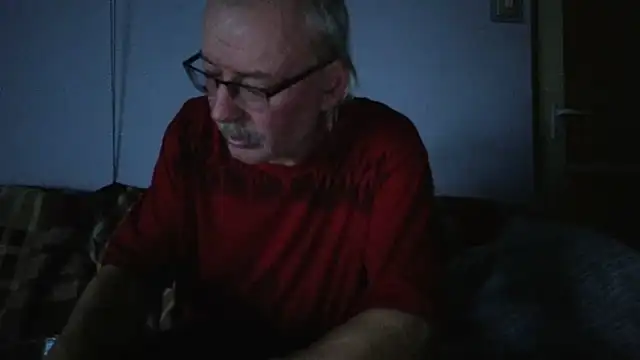 cumloverboyxx69 online show from October 27, 2025, 8:35 pm