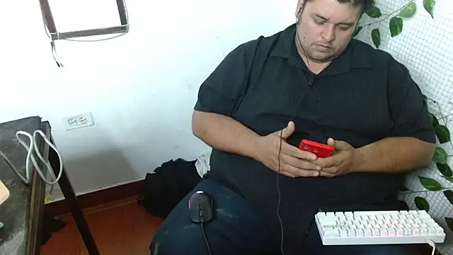 Snapshot of altairstudiosvip_ chatting on August 7, 2026, 1:24 pm altairstudiosvip online show from August 7, 2026, 1:24 pm