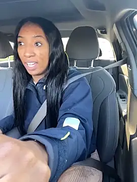 Iceblanca online show from November 1, 2025, 1:24 pm