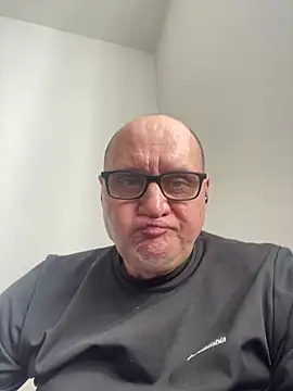 vanjbi45 online show from February 16, 2025, 10:54 am