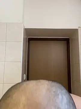 vanjbi45 online show from February 19, 2025, 1:39 pm