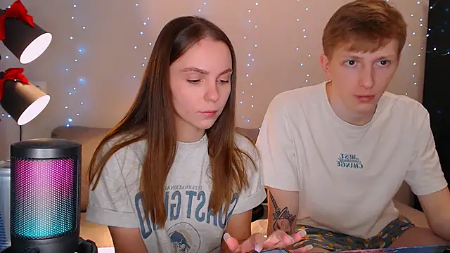 juliaanddima online show from December 26, 2024, 9:26 pm