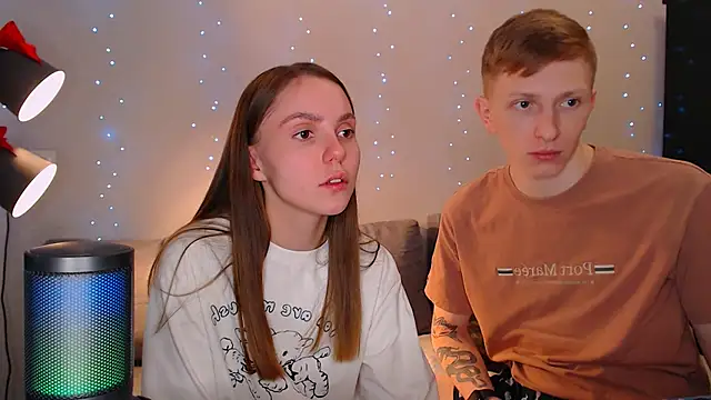 juliaanddima online show from January 6, 2025, 12:05 am