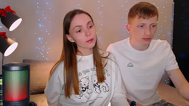 juliaanddima online show from February 11, 2025, 12:06 am