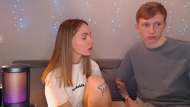 juliaanddima online show from March 20, 2025, 1:13 am