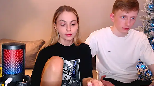 juliaanddima online show from January 18, 2026, 10:46 pm