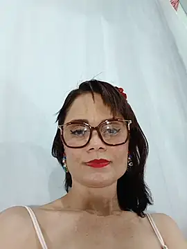 Snapshot of Meganlola chatting on July 31, 2026, 2:05 pm Meganlola online show from July 31, 2026, 2:05 pm