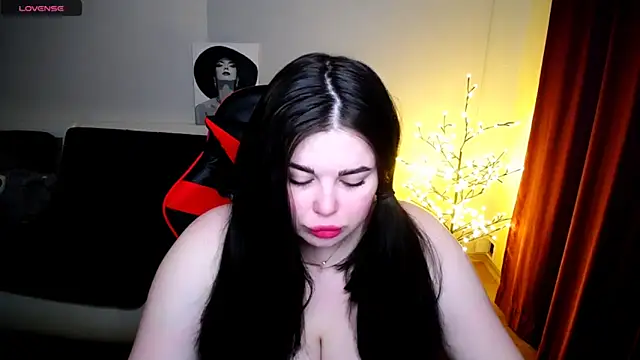 Emily Mo online show from January 28, 2025, 6:38 am