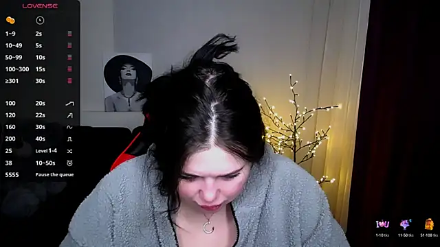 Emily Mo online show from February 15, 2025, 6:23 am