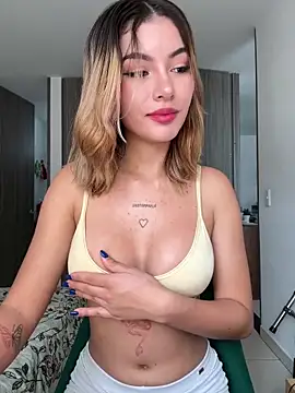 Your Honeey online show from December 24, 2024, 5:44 pm