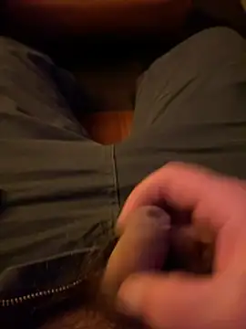 Snapshot of makar8 chatting on February 5, 2026, 4:11 pm makar8 online show from February 5, 2026, 4:11 pm