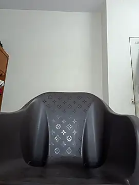  surbhi  online show from October 4, 2025, 7:06 am