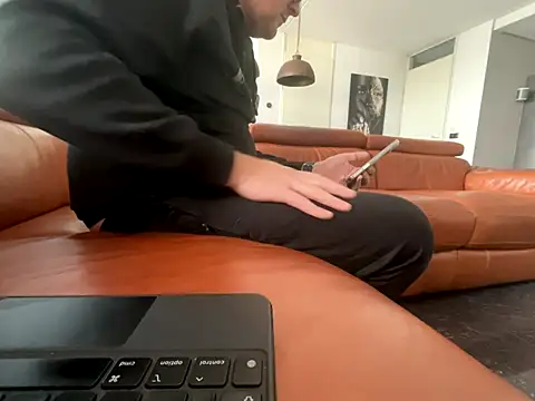 Lovetobenaked4u online show from September 24, 2025, 11:13 am